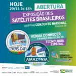 Conjunto Nacional de Brasília recebe réplica de dois satélites brasileiros